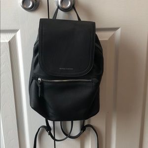 Vince Camino back pack